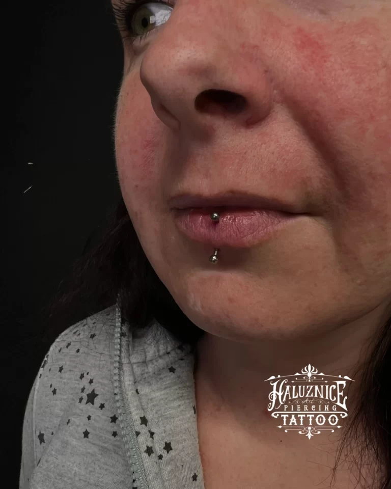 Vertical labret basic